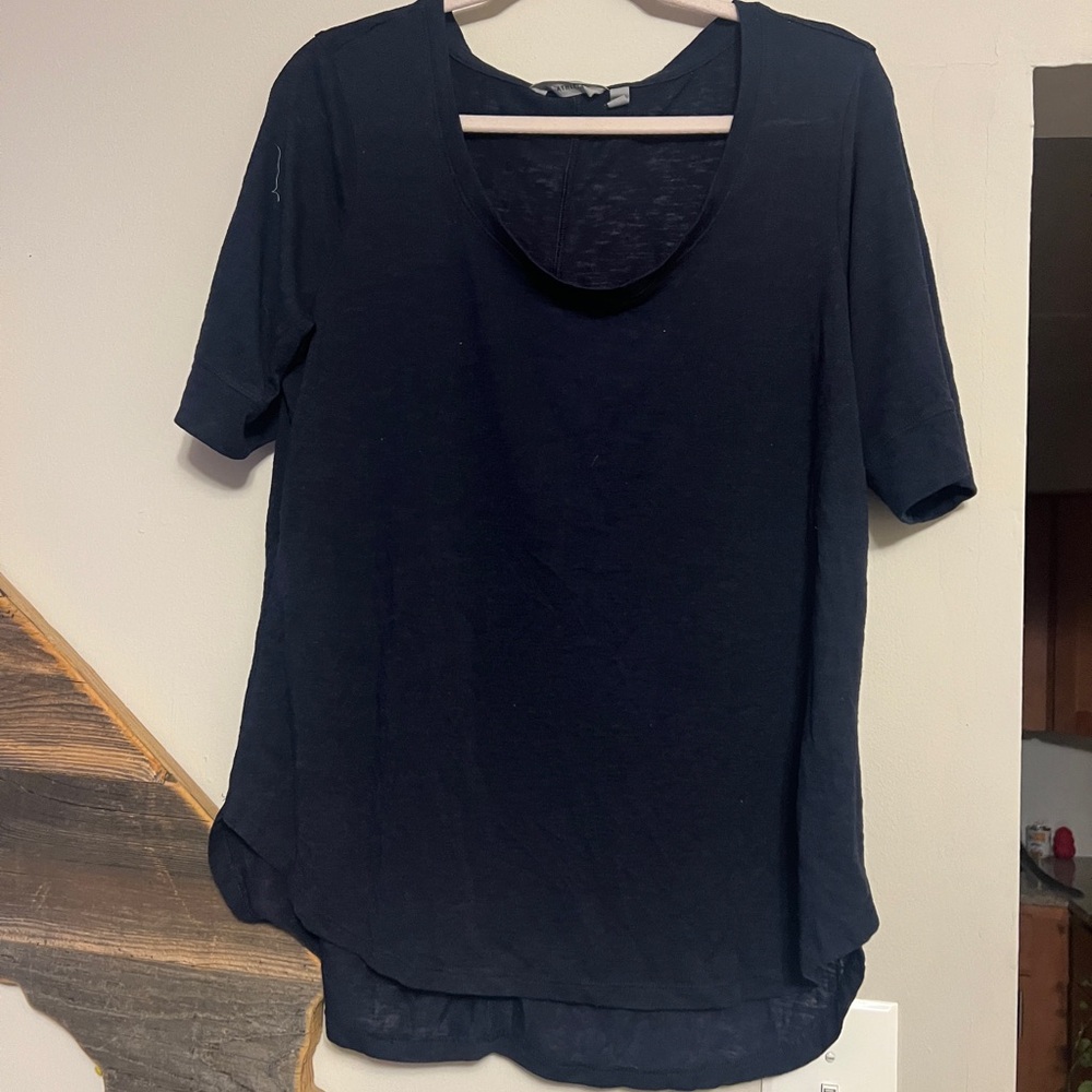 Athleta Black Scoop Neck Short Sleeve Tee